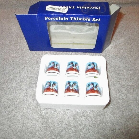 NIB Porcelain KOKOPELLI Set Of 6 THIMBLES Sewing Accessory XL Native FLUTE Dance - Picture 2 of 8